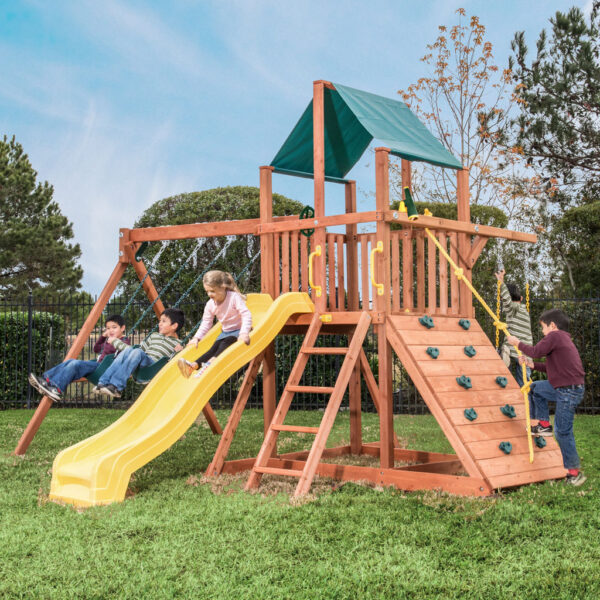 Orangutan Fort w/Green Tarp and Yellow Wave Slide